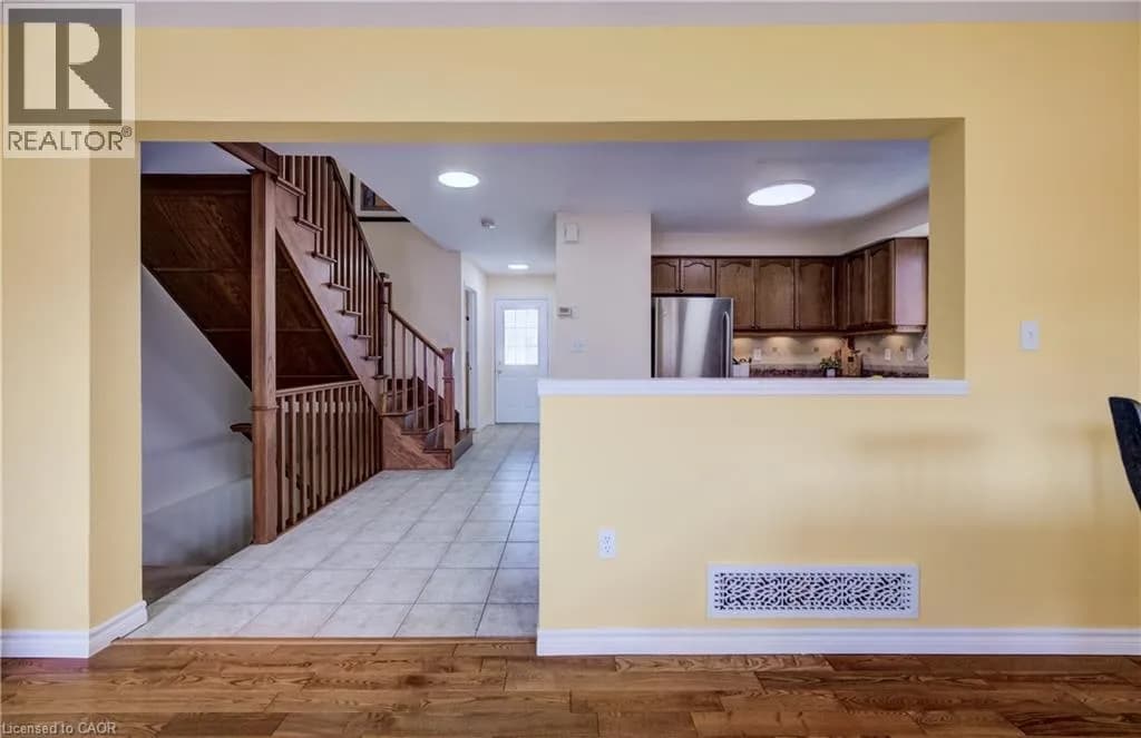 124 PROSPERITY Drive — photo 4 of 33