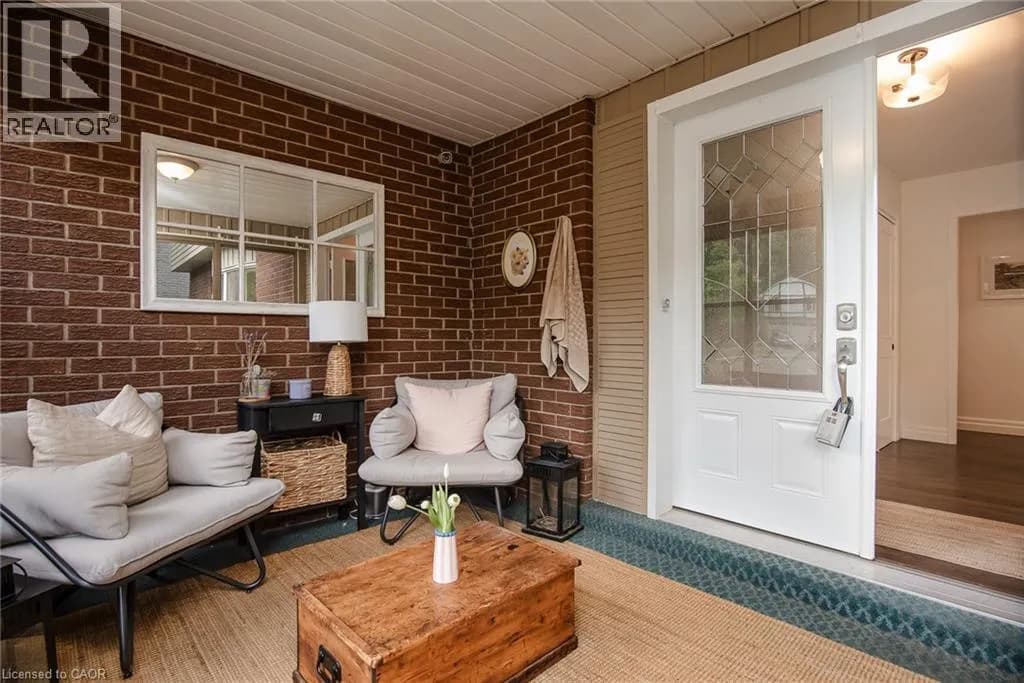 51 MURRAYHILL Court — photo 4 of 50