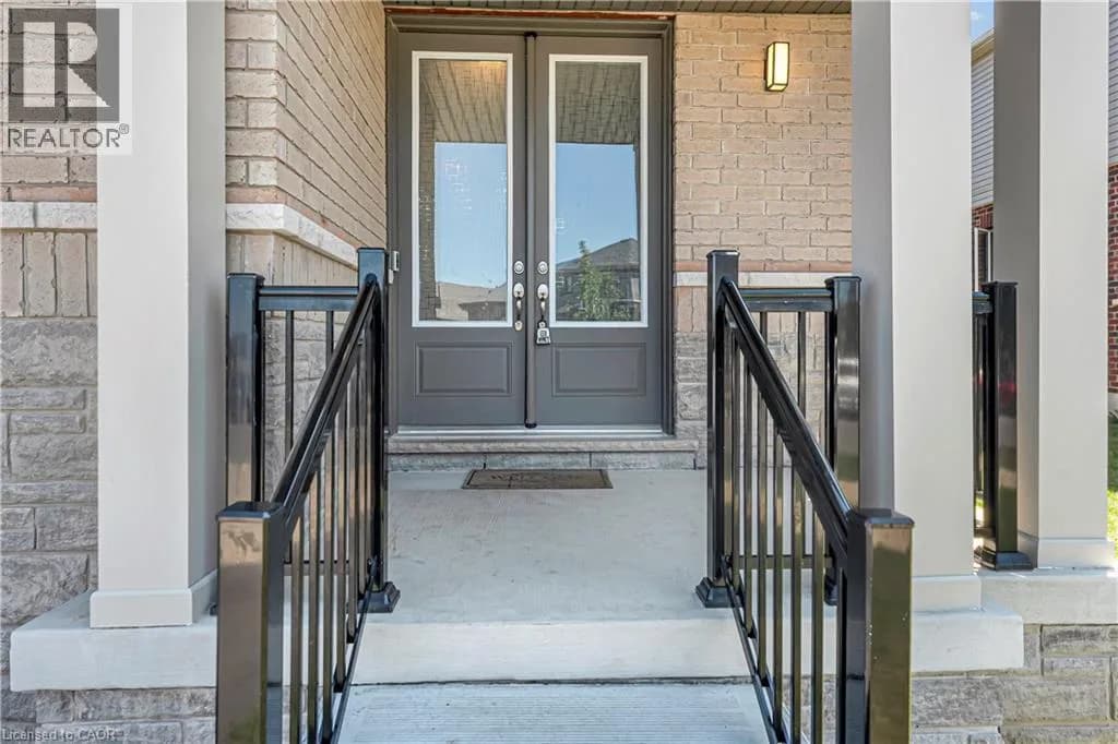 13 STEADMAN Street — photo 3 of 47