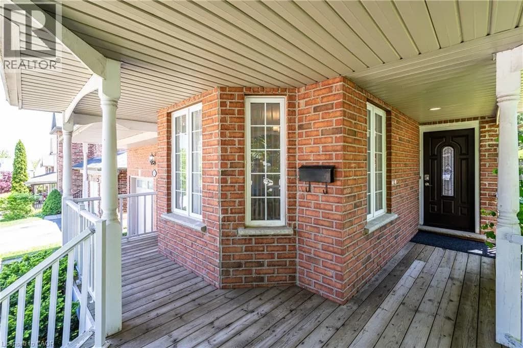 743 BUTTERNUT Avenue — photo 5 of 44