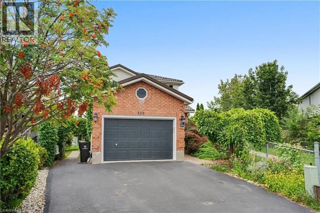 332 BREMBEL Crescent — photo 3 of 46