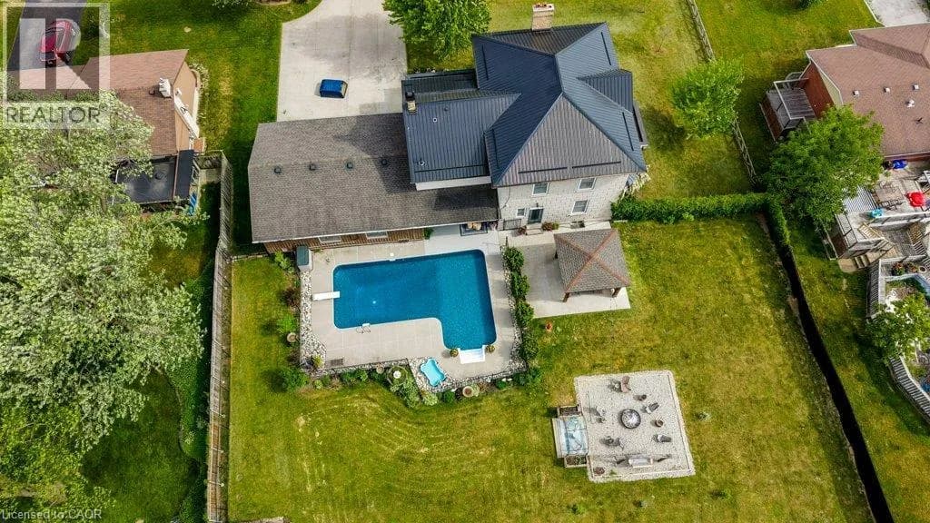 35 SCHWEITZER Street — photo 3 of 50