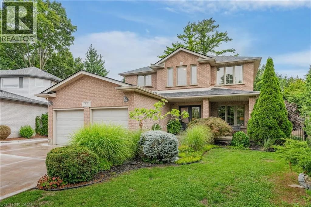 52 ARCHWOOD Crescent — photo 2 of 50