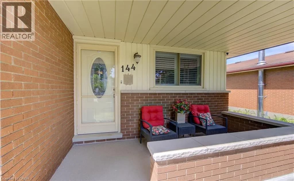 144 HOLBORN Drive — photo 5 of 45