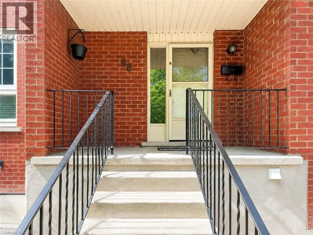 68 OLD HURON Court — photo 3 of 42