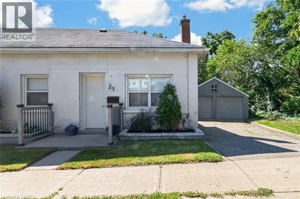 21 CEDAR Street — photo 2 of 40