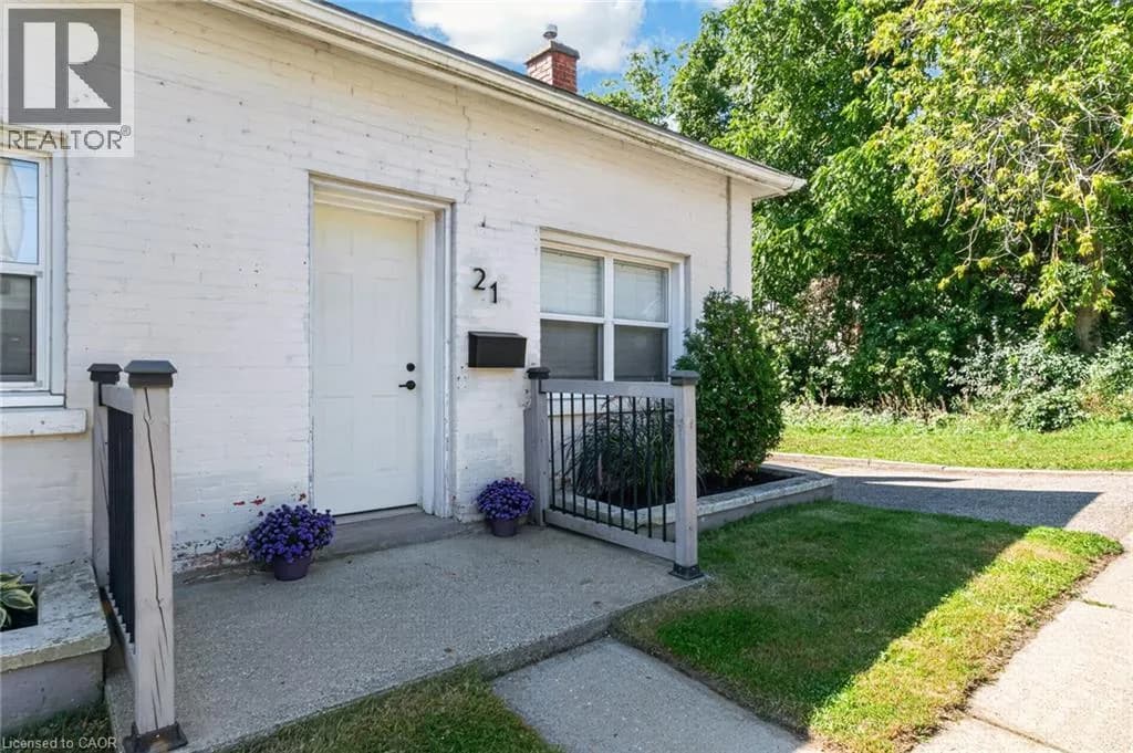 21 CEDAR Street — photo 3 of 40