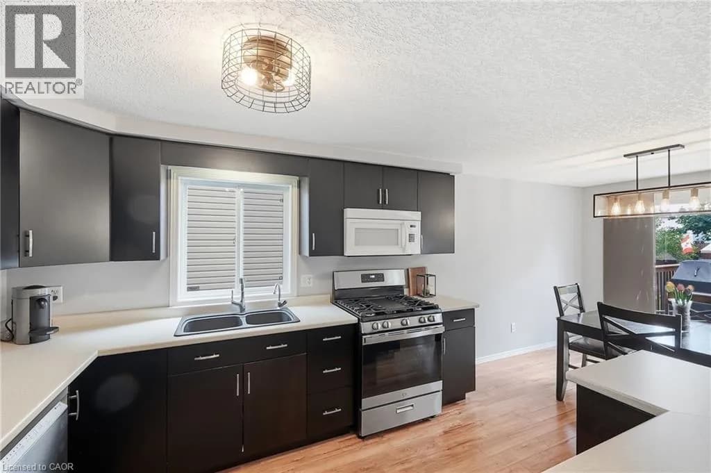 326 ROSETTE Drive — photo 5 of 37