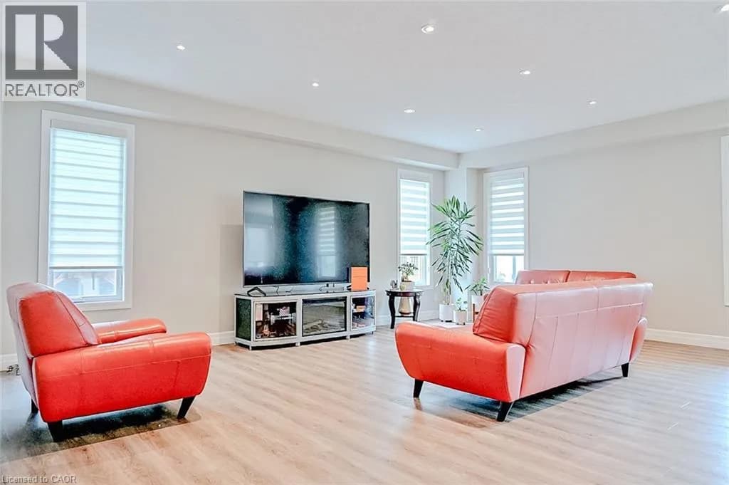 249 LADYSLIPPER Drive — photo 5 of 19