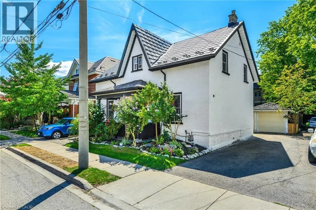145 CHURCH Street — photo 4 of 50