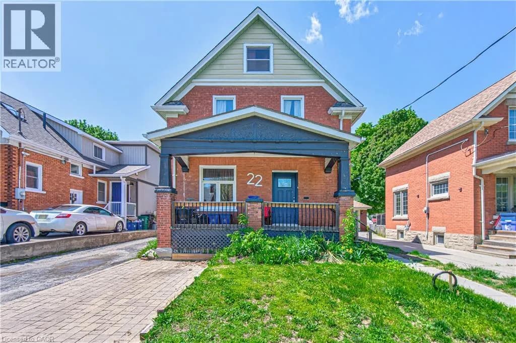 22 HERLAN Avenue