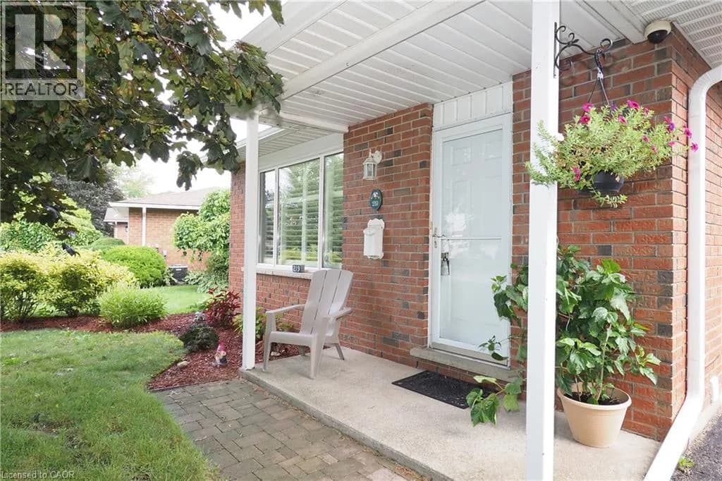 219 FOXHUNT Road — photo 3 of 30