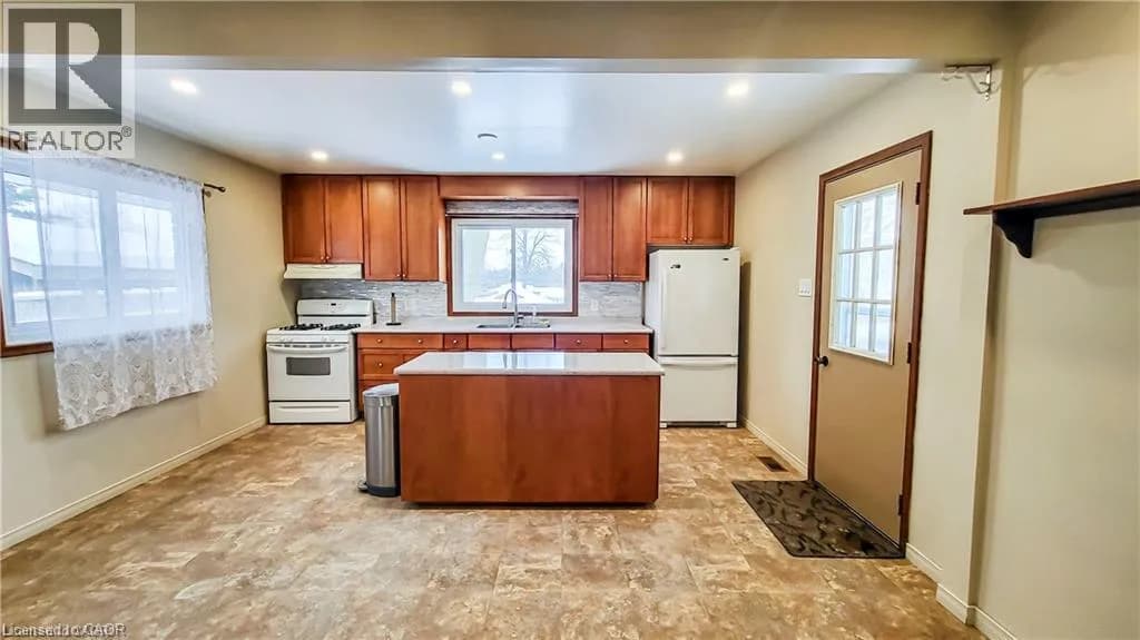 11 DUNCAIRN Avenue — photo 3 of 21