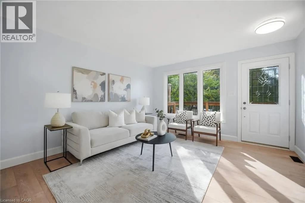188 EDWARD Street — photo 4 of 32