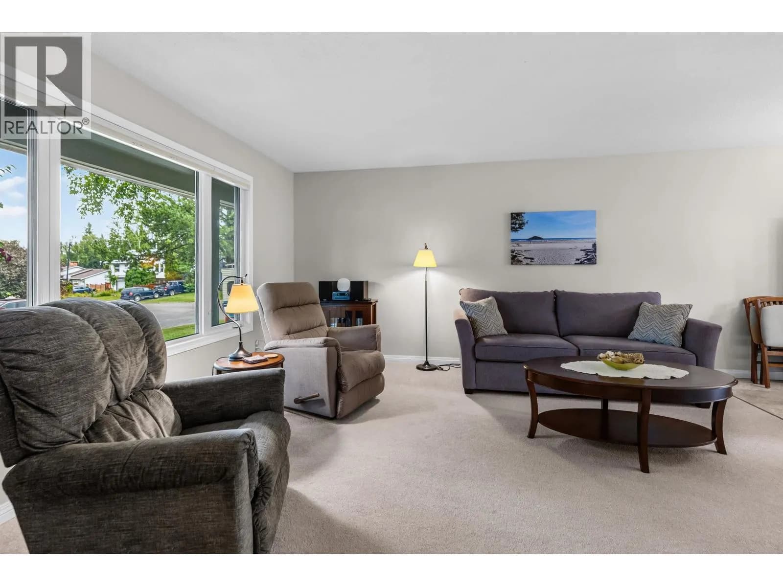 3275 MONAHAN CRESCENT — photo 3 of 34
