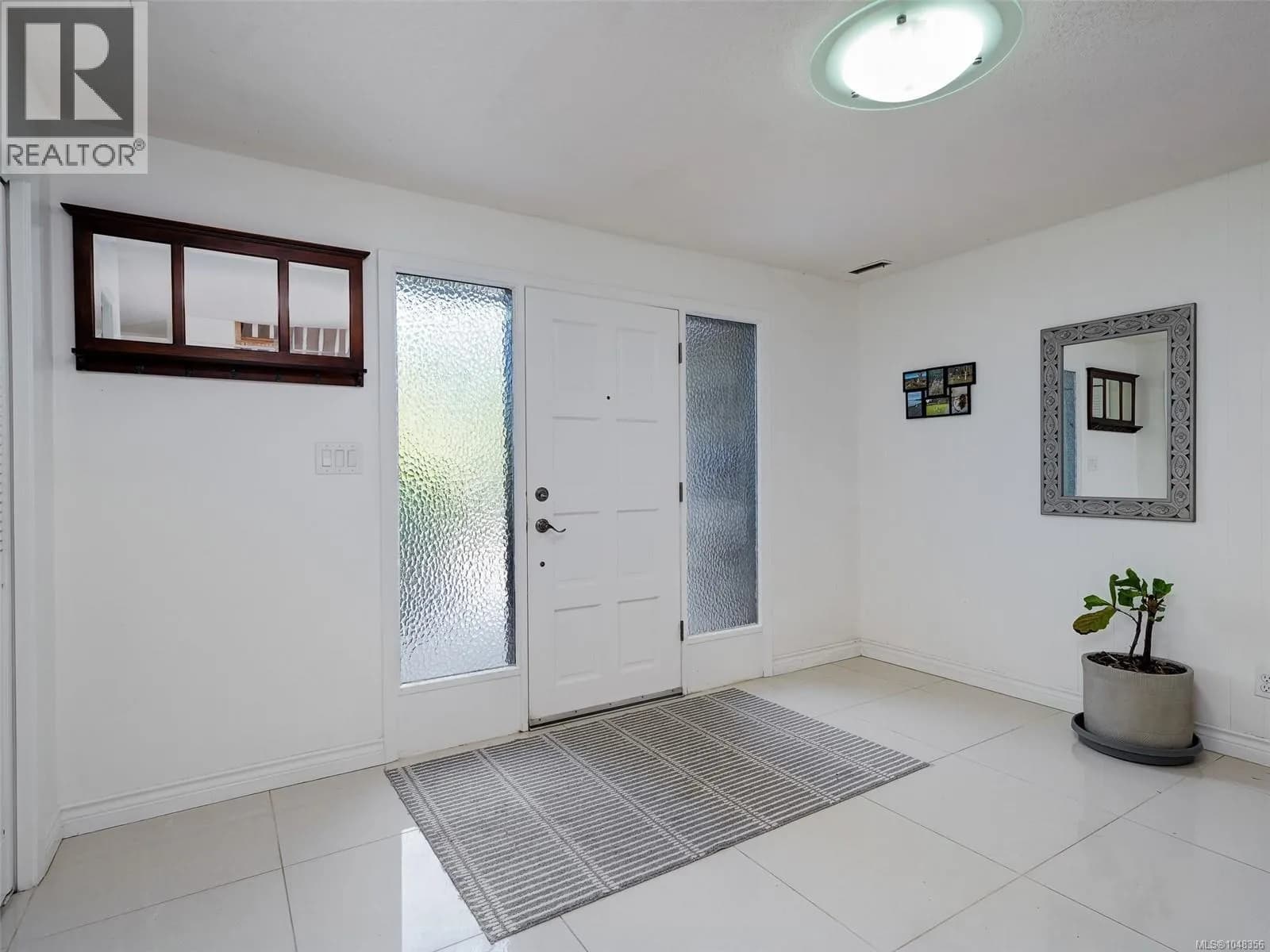 2027 Saltair Pl — photo 4 of 36