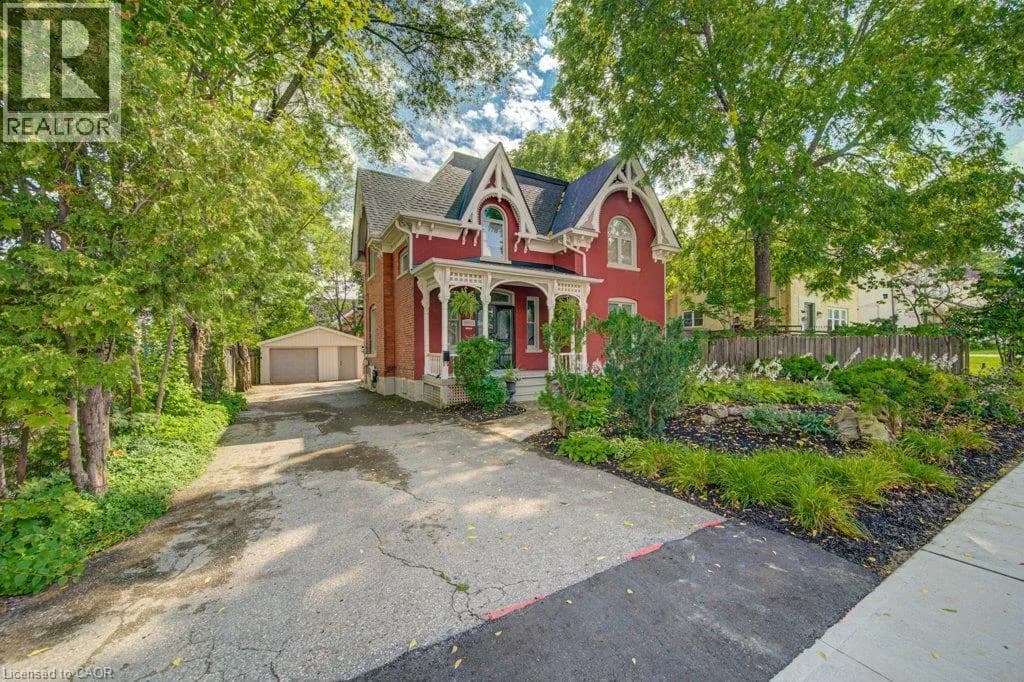 15 GILHOLM Avenue — photo 4 of 49