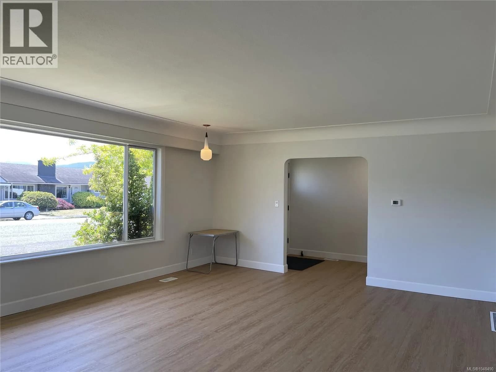 3811 Morton St — photo 4 of 25