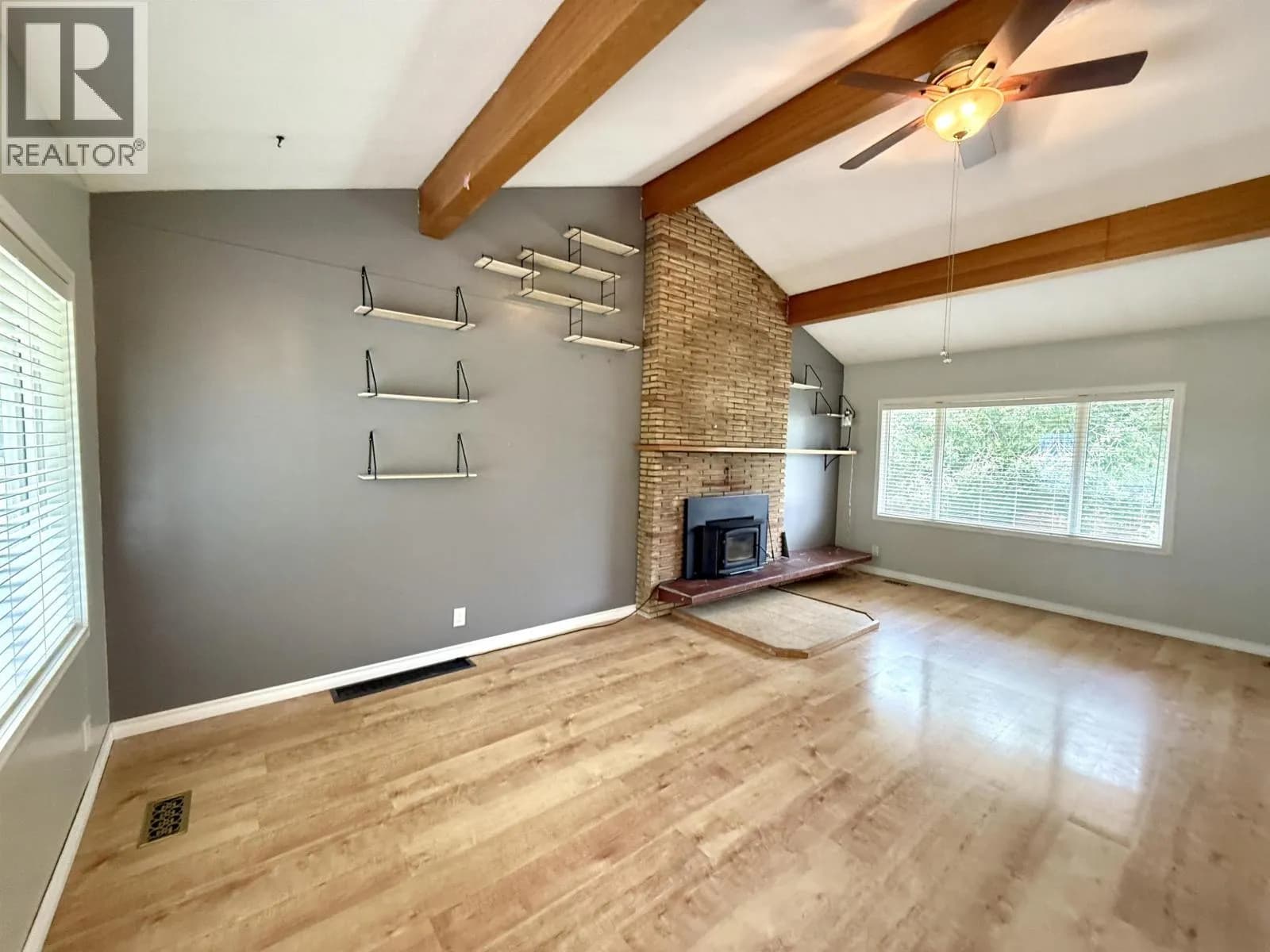 7761 THOMPSON DRIVE — photo 3 of 29