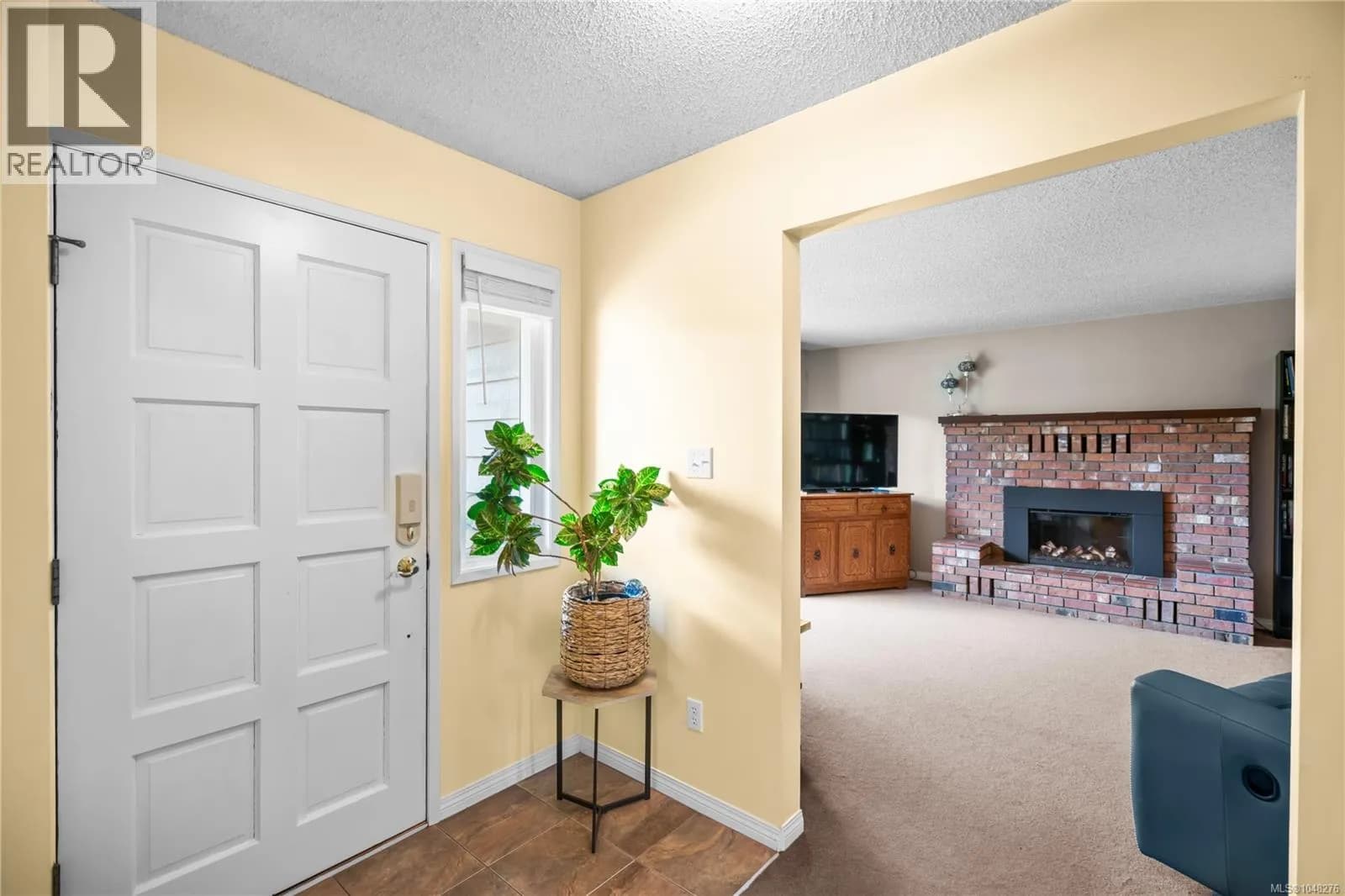 7703 Wallace Dr — photo 3 of 70