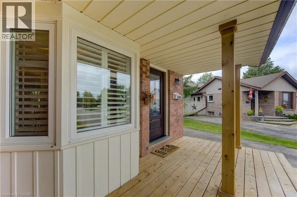 309B MAYVIEW Crescent — photo 5 of 49