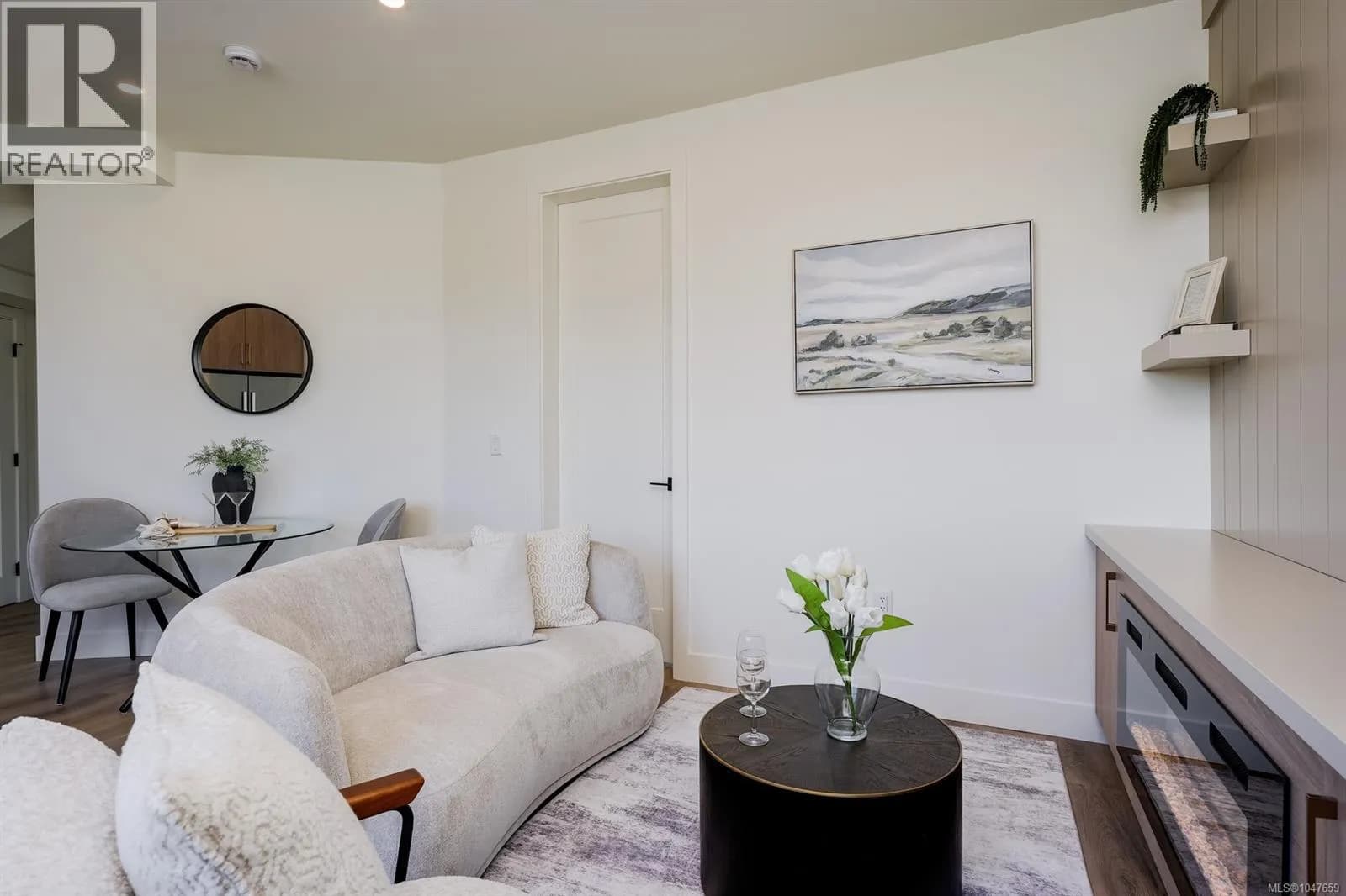 1 4068 Tuxedo Dr — photo 5 of 28