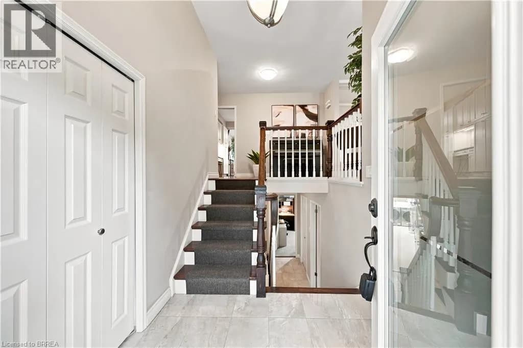 24 PRIMROSE Path — photo 4 of 43