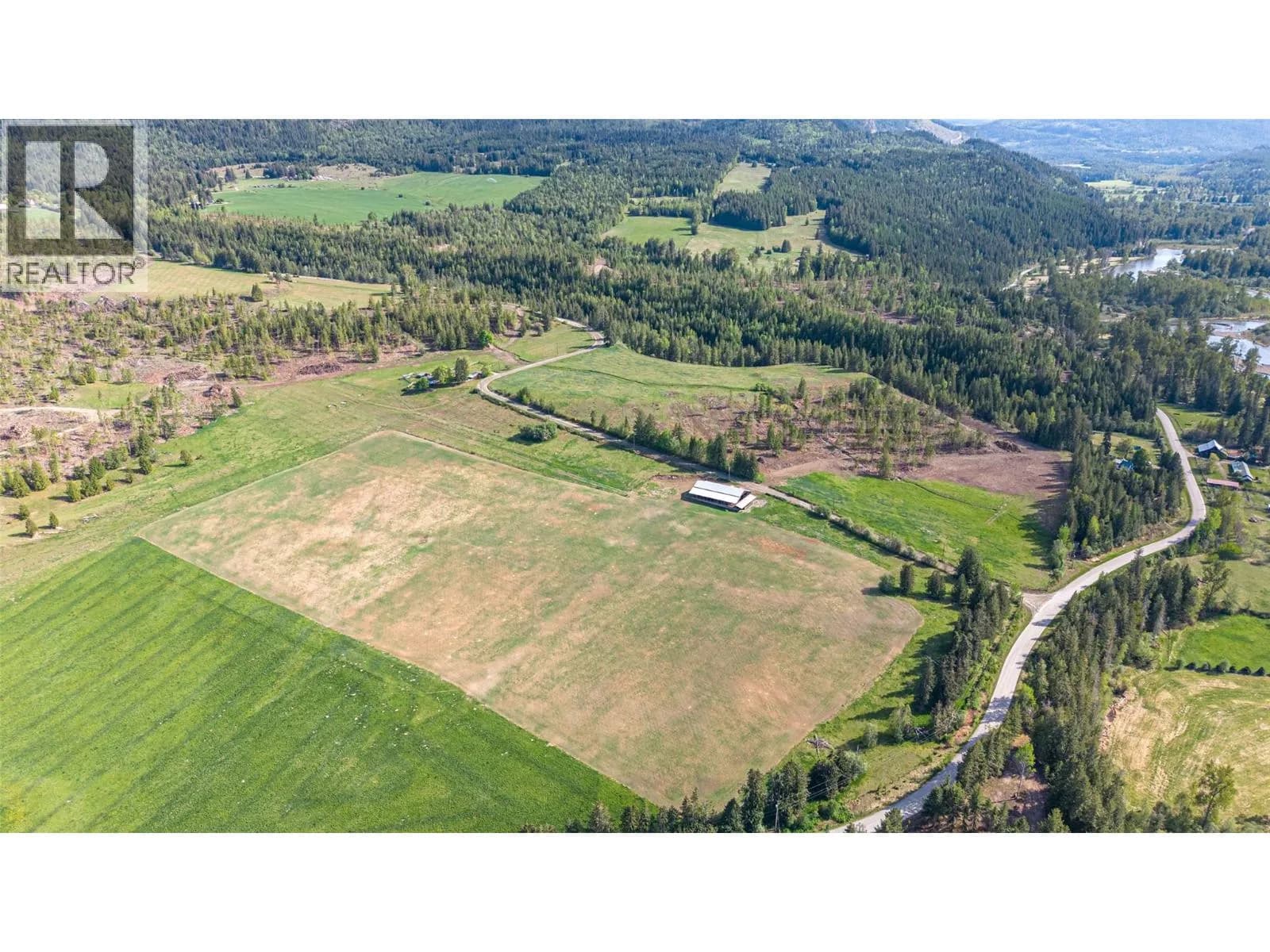 2511 Mabel lake Road — photo 3 of 8