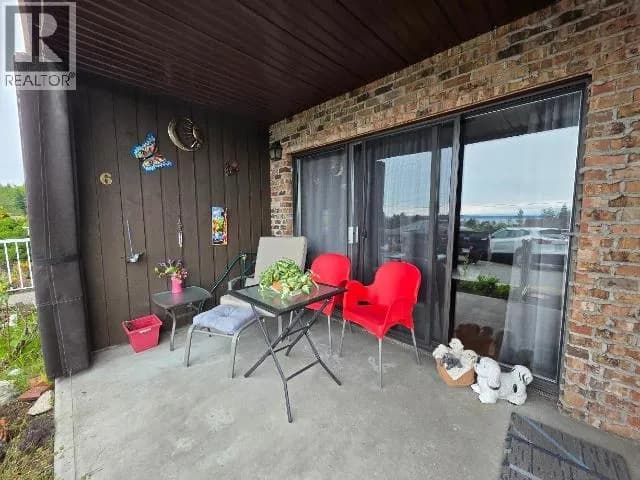 6-4420 QUEBEC AVE — photo 3 of 33