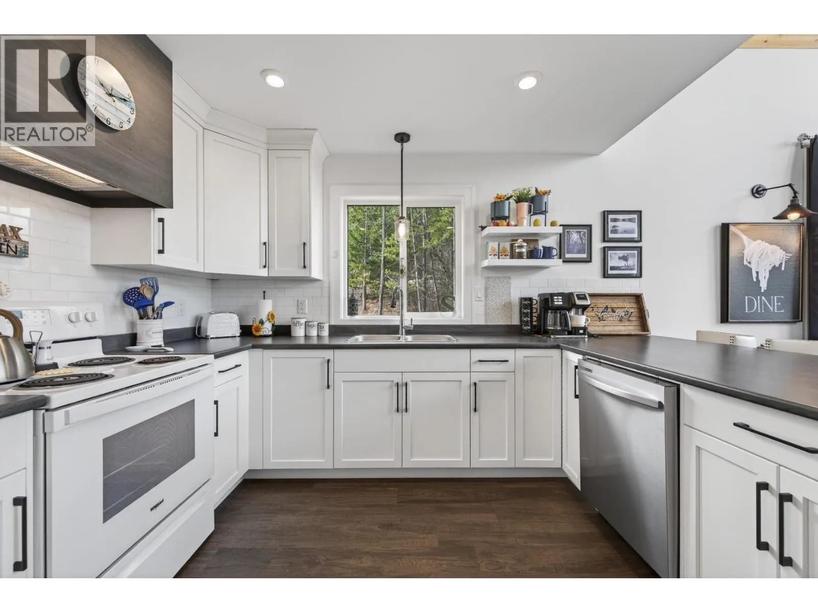 1511 Covert Place — photo 4 of 63