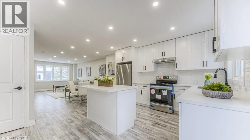 152 OVERLEA Drive — photo 3 of 26