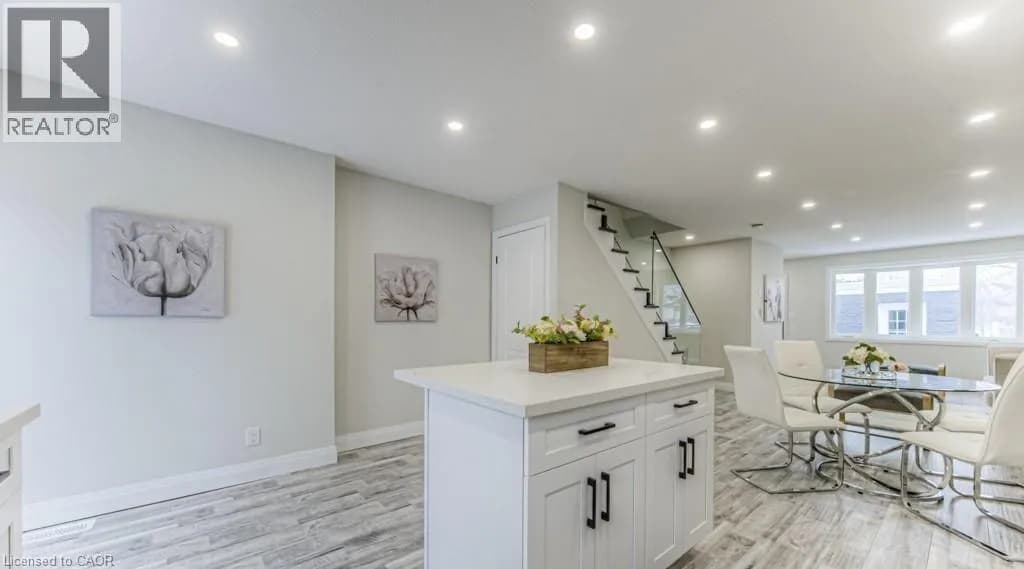 152 OVERLEA Drive — photo 4 of 26