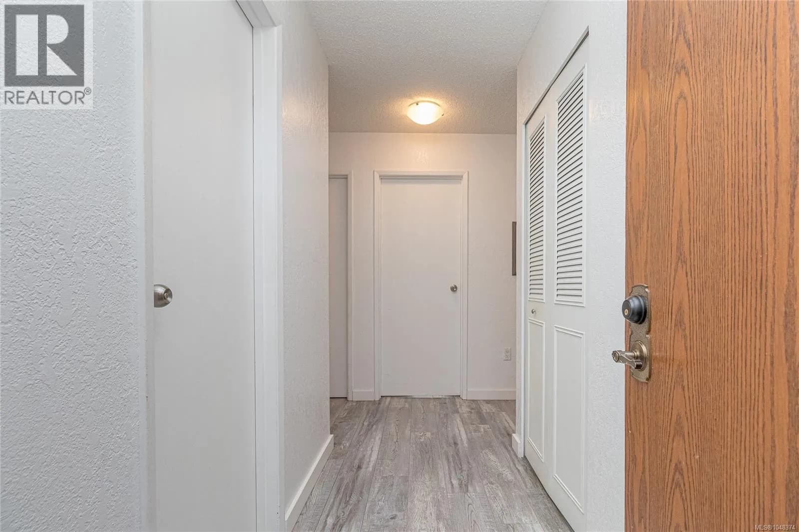 212 1545 Pandora Ave — photo 2 of 36