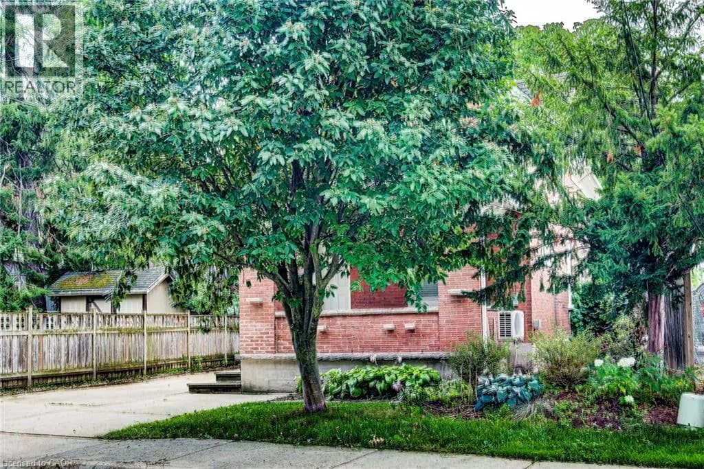 81 WILLOW Street — photo 5 of 20