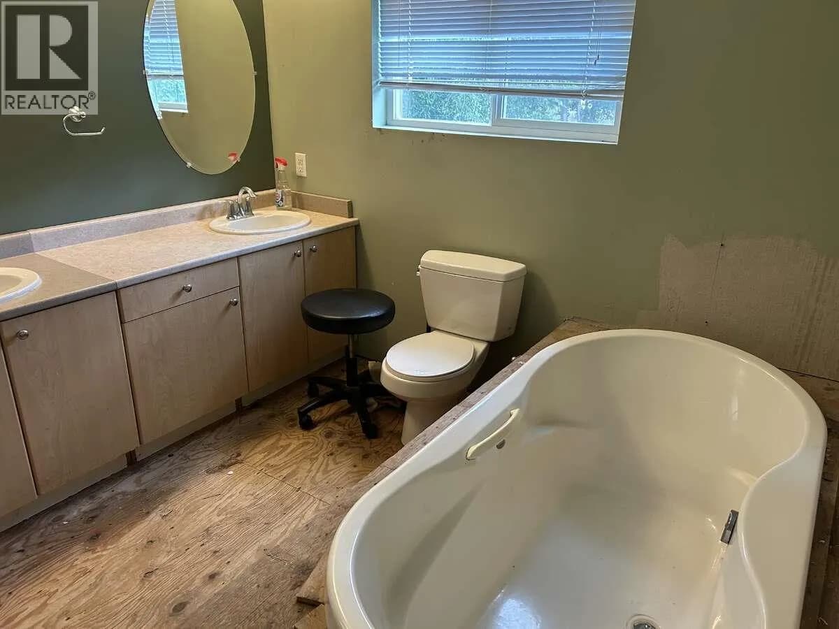 2350 Gun Creek Road — photo 3 of 32