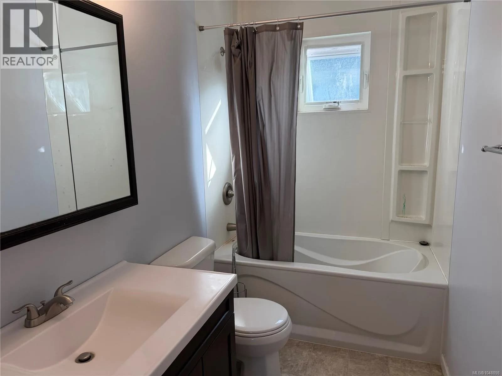 69 Mckay Cres — photo 5 of 15