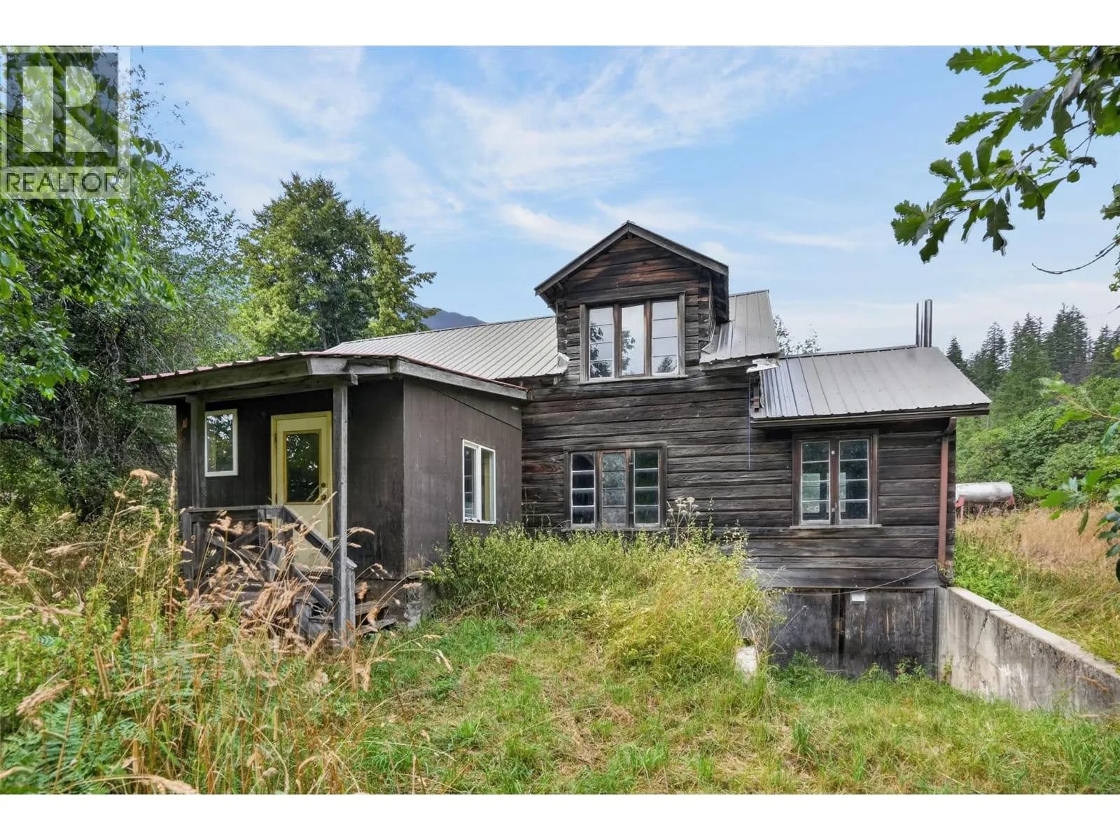 5795 KASLO SOUTH Road — photo 4 of 35