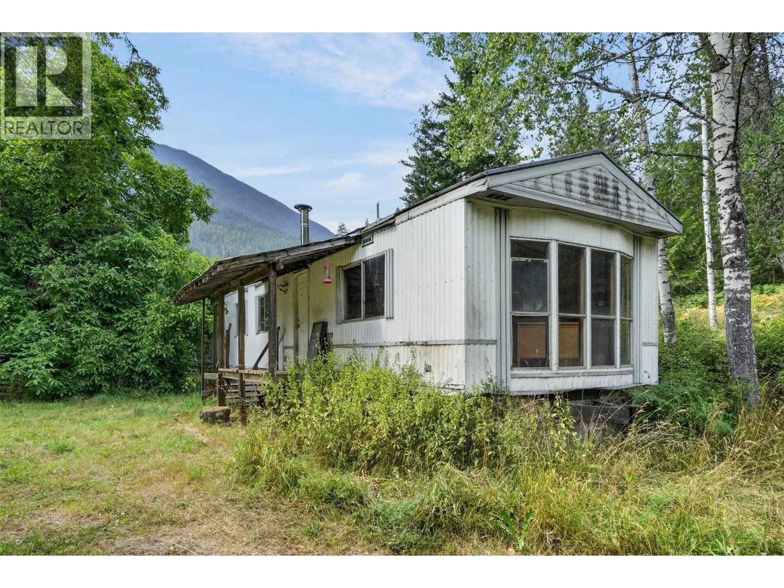 5795 Kaslo South Rd Road — photo 5 of 28