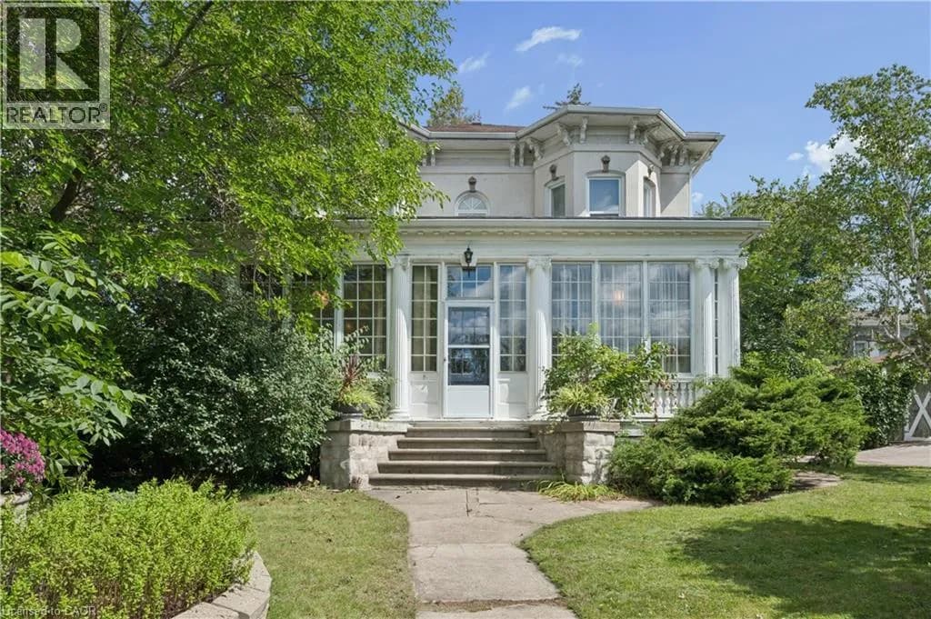 66 PARK HILL Road E