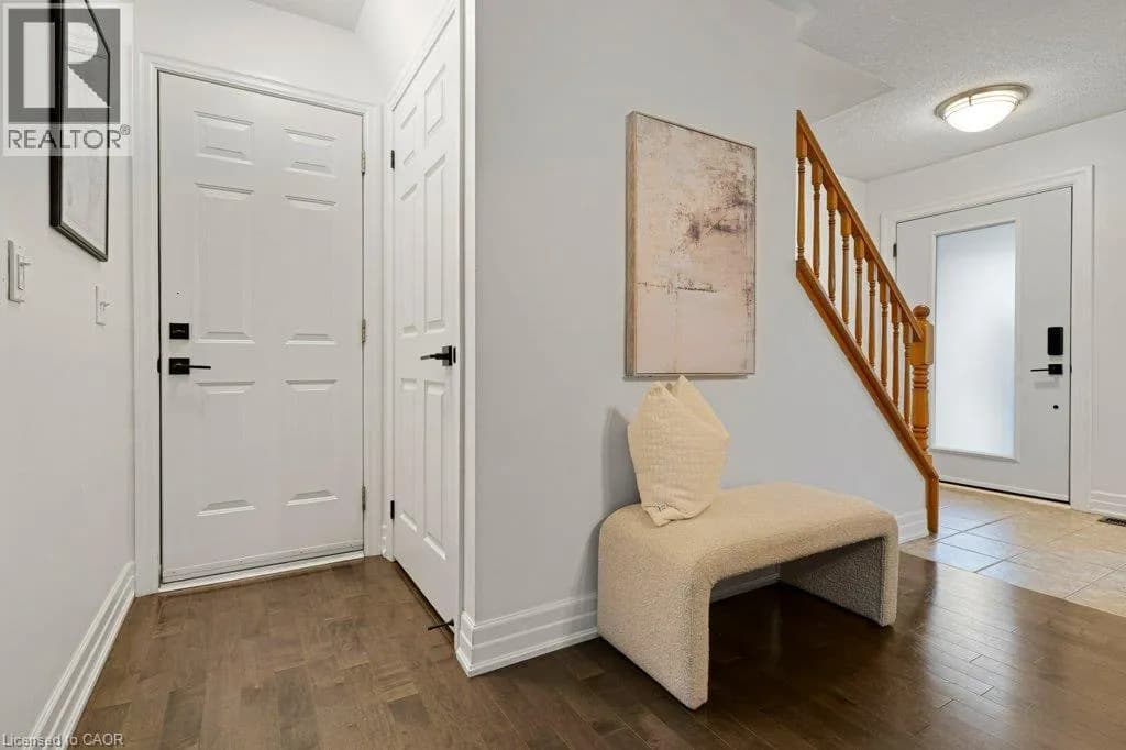88 BAGGS Crescent — photo 4 of 37