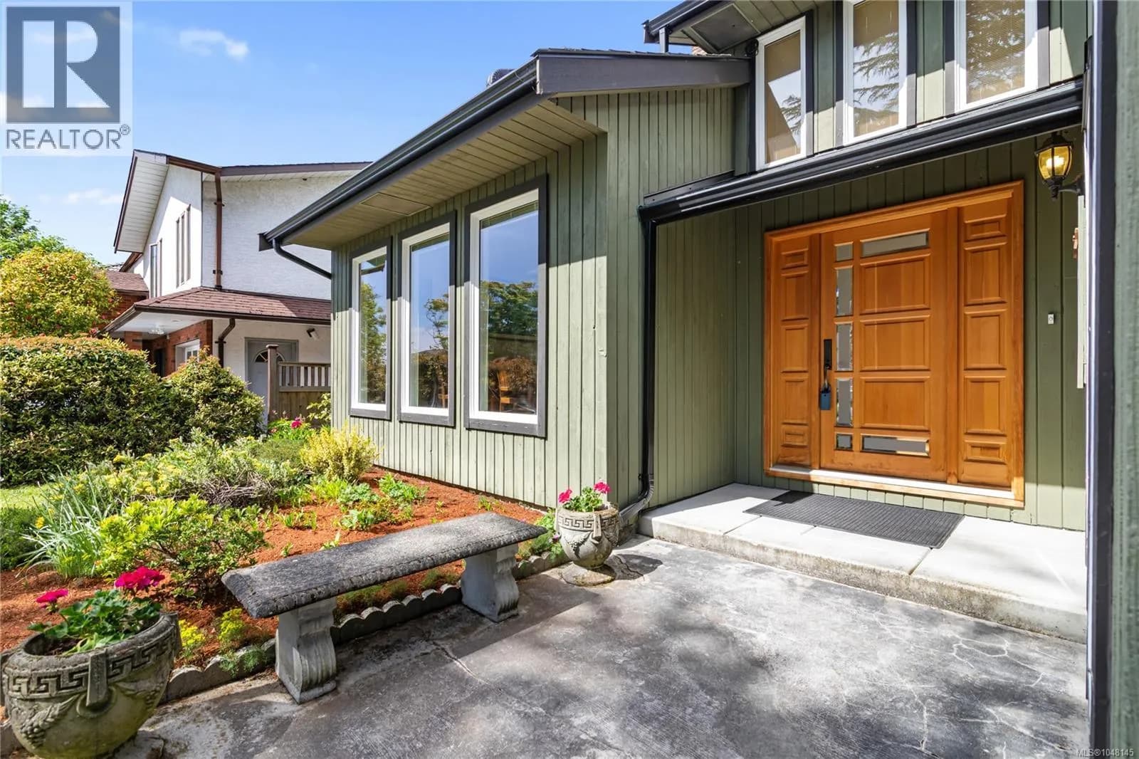 4021 Dawnview Cres