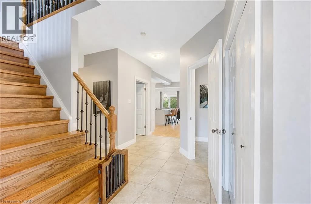 231 STEEPLERIDGE Street — photo 4 of 49