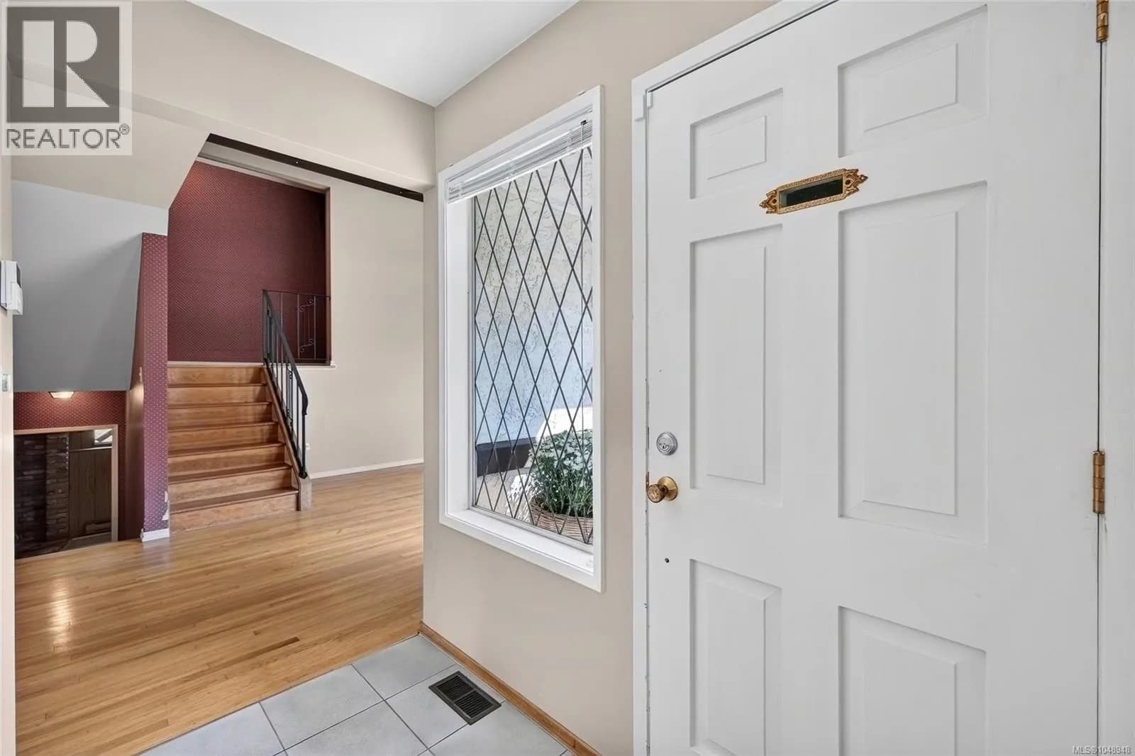 2214 McCoy Rd — photo 3 of 37