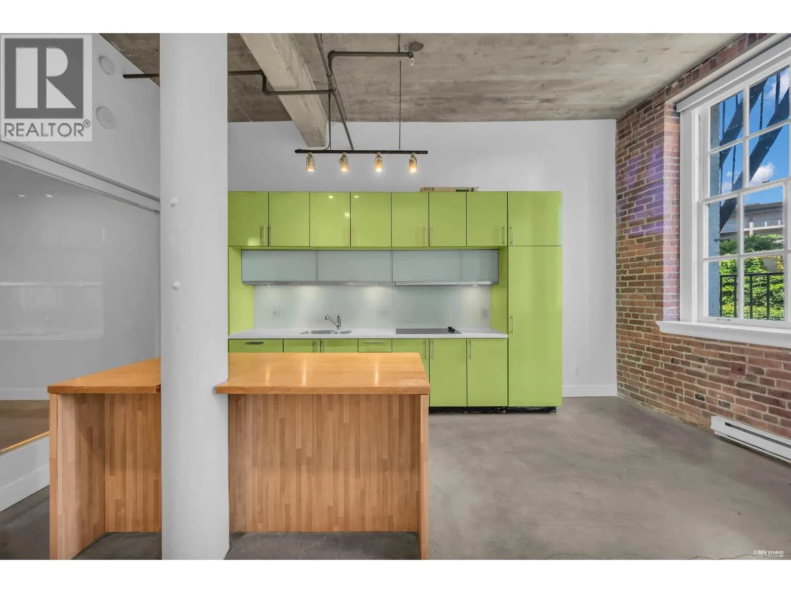 209 546 BEATTY STREET — photo 3 of 14