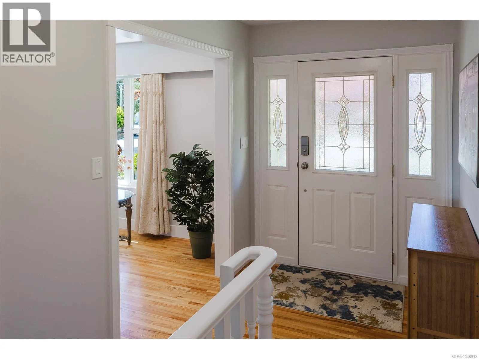 1924 Casa Marcia Cres — photo 4 of 56