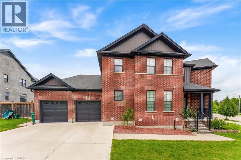 14 MARIANNE DORN Trail
