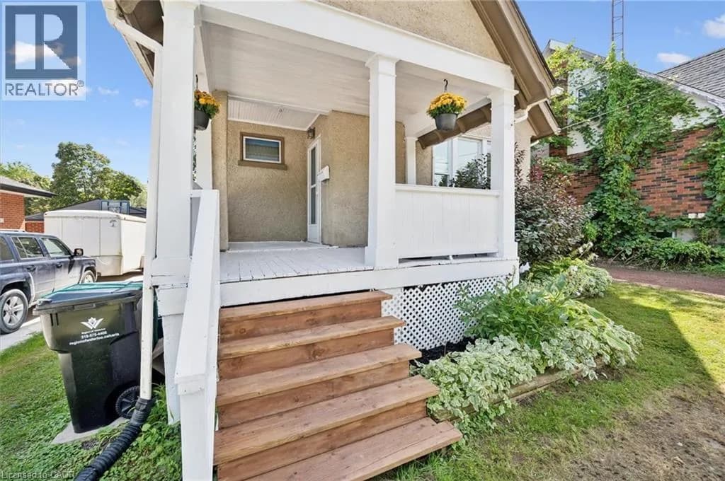 99 CEDAR Street — photo 4 of 33
