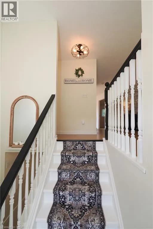 17 DYER Court — photo 4 of 45