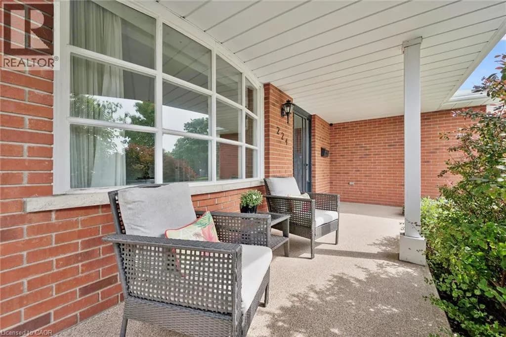 224 FOXHUNT Road — photo 3 of 48
