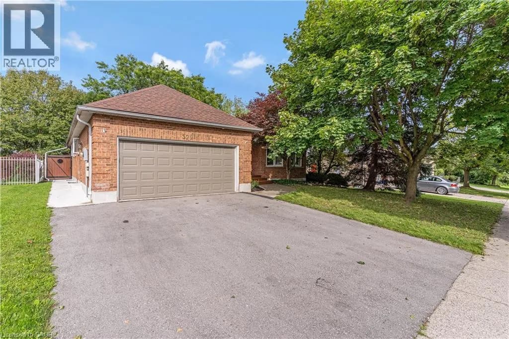 372 GATESTONE Boulevard — photo 2 of 43